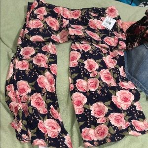 Hot Kiss bell bottom leggings